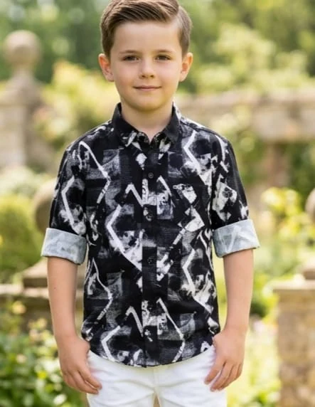 An expressive black-and-white short-sleeve shirt.